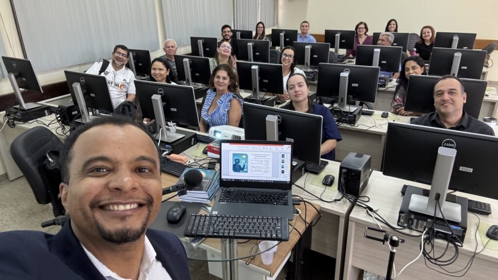 Primeira turma da EGEFAZ inicia formação prática em IA generativa
